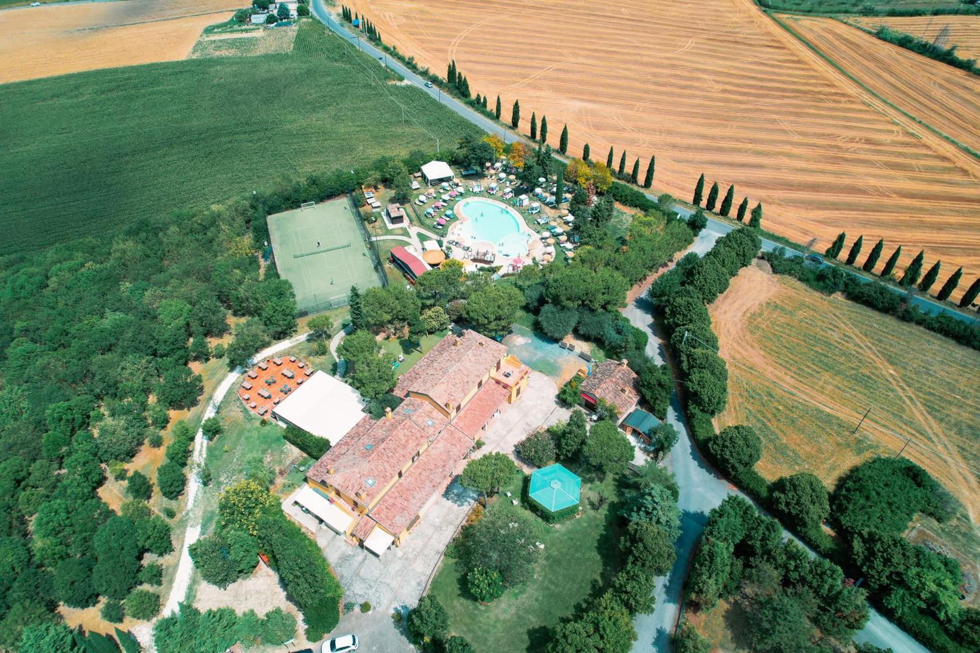 Il Podere Del Germano Reale Коріано Екстер'єр фото